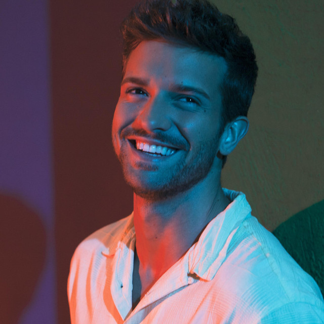 Pablo Alborán Music Artist Profile